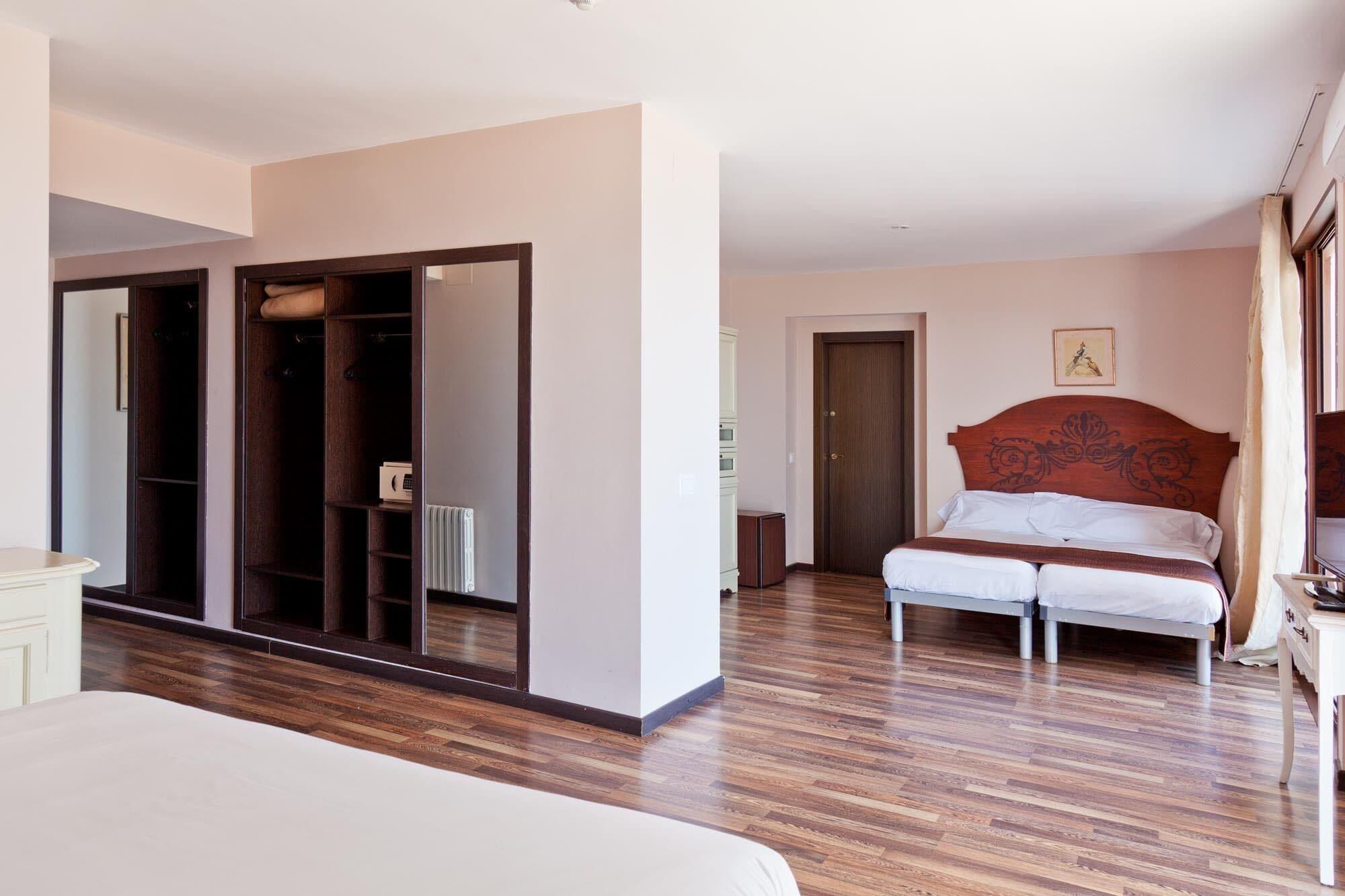 Hotel Roger De Flor By Seleqtta Lloret de Mar Luaran gambar